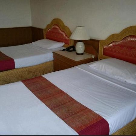 Pailyn Hotel Sukhothaï Extérieur photo