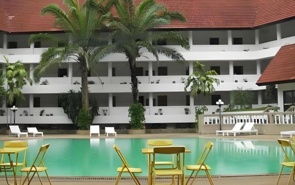 Pailyn Hotel Sukhothaï Extérieur photo