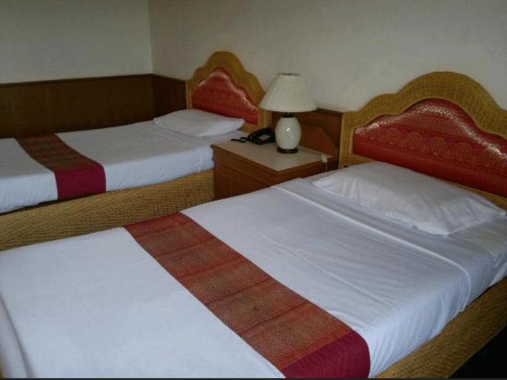 Pailyn Hotel Sukhothaï Extérieur photo