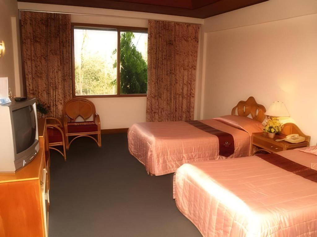 Pailyn Hotel Sukhothaï Extérieur photo