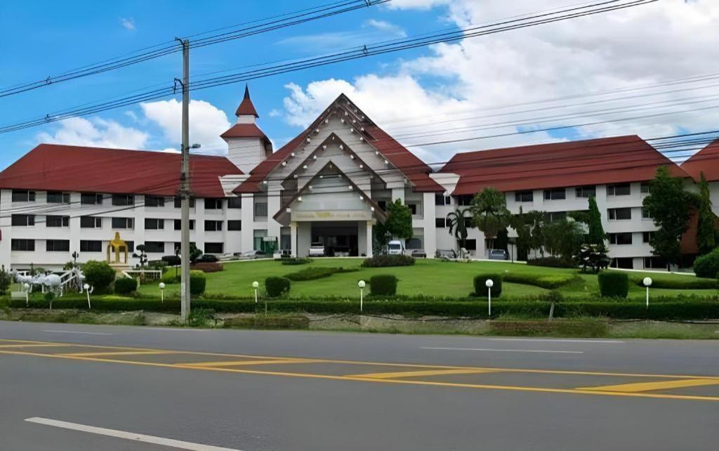Pailyn Hotel Sukhothaï Extérieur photo