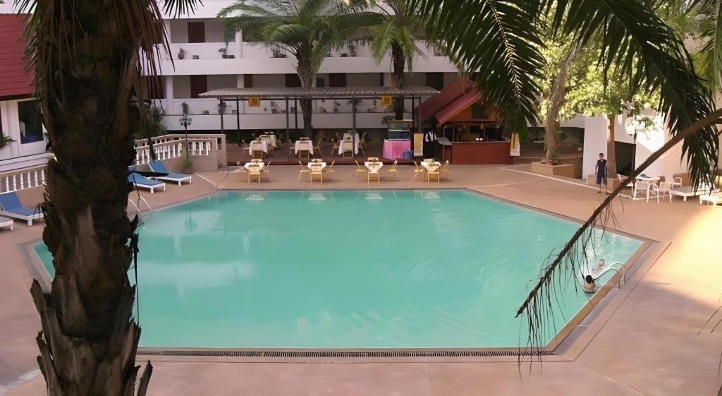 Pailyn Hotel Sukhothaï Extérieur photo