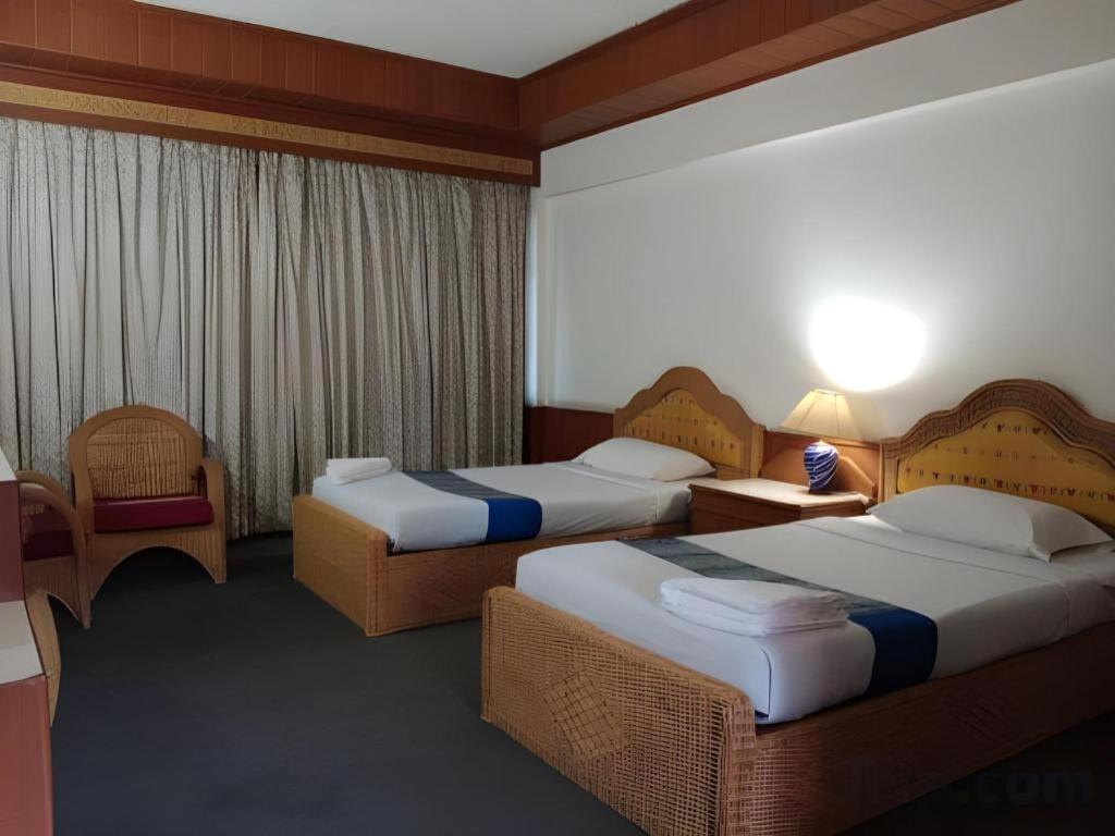 Pailyn Hotel Sukhothaï Extérieur photo
